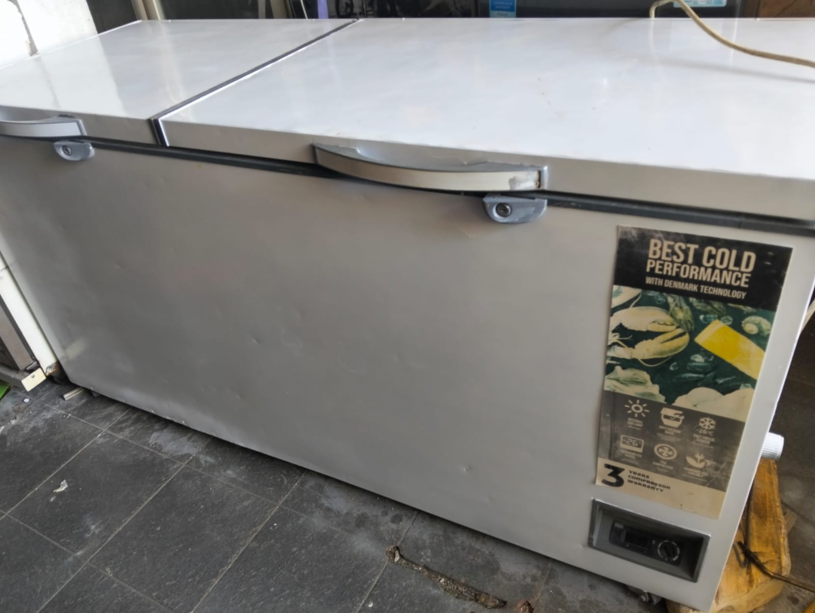Foto 4 freezer bekas 600 liter Surabaya