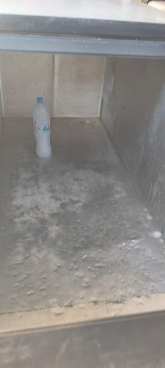 Foto 2 freezer bekas 900 liter Surabaya